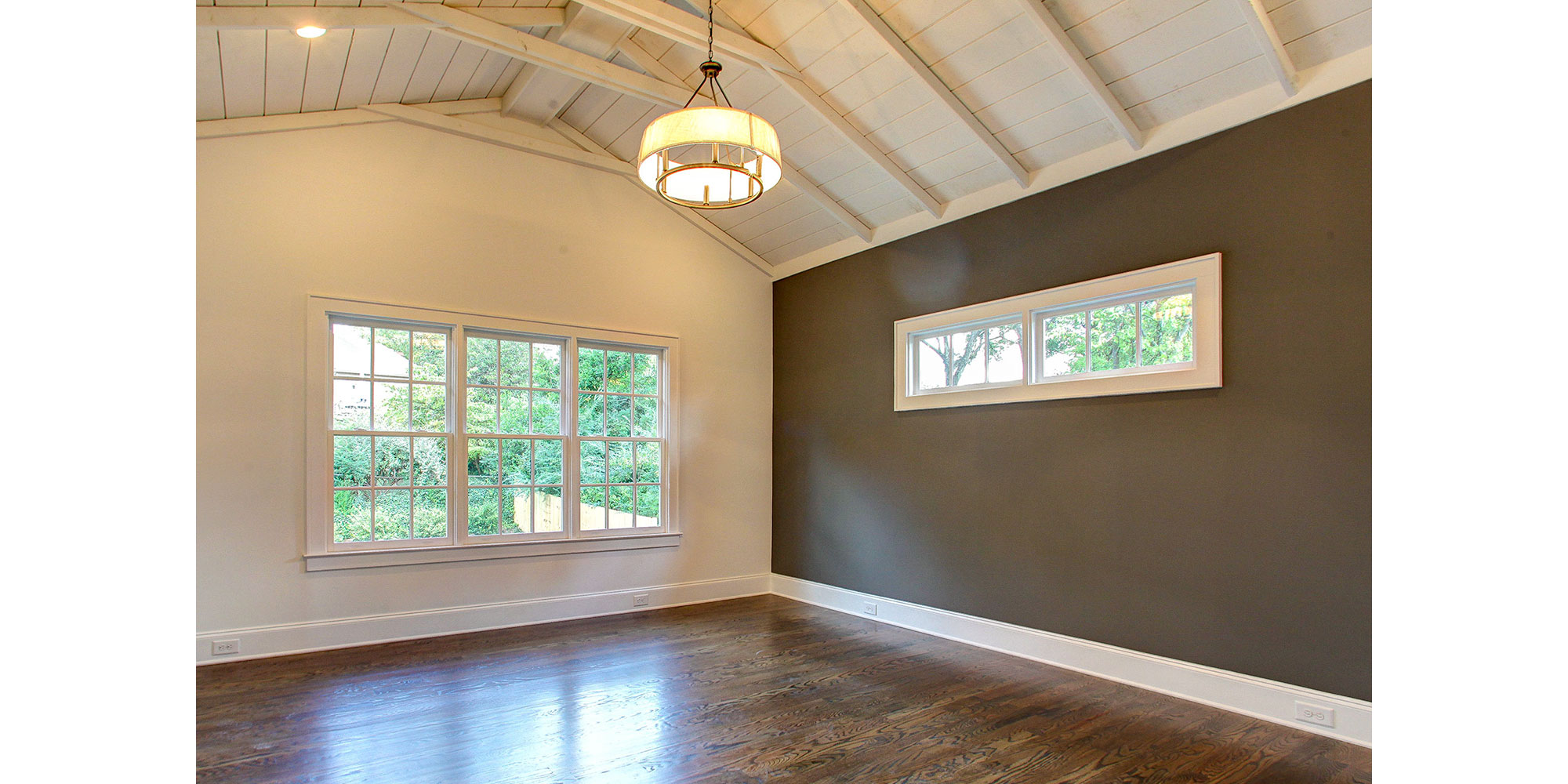 master bedroom vaulted ceiling